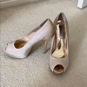 Jennifer Lopez heels!